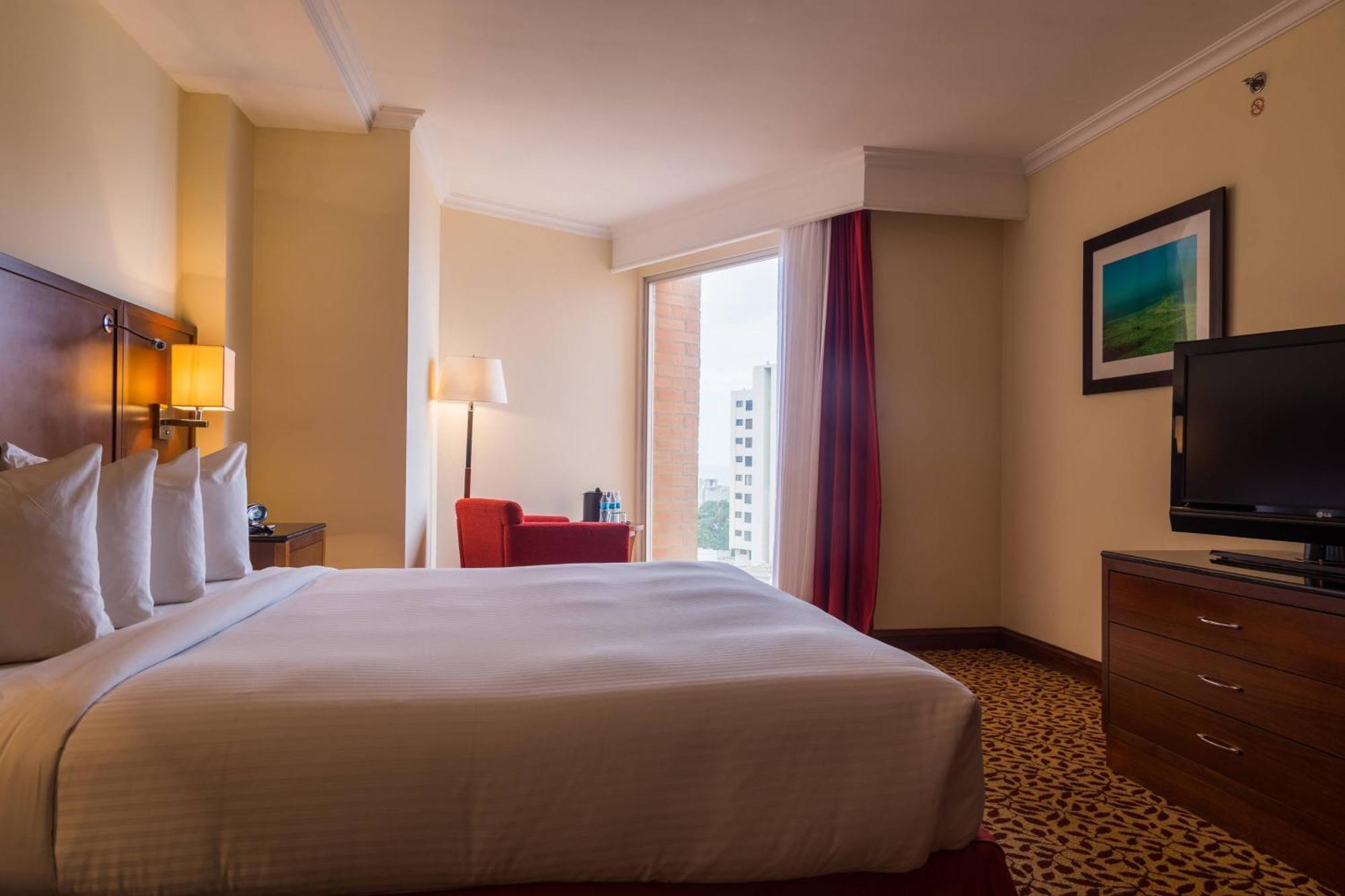 Marriott Venezuela Hotel Playa Grande Bagian luar foto