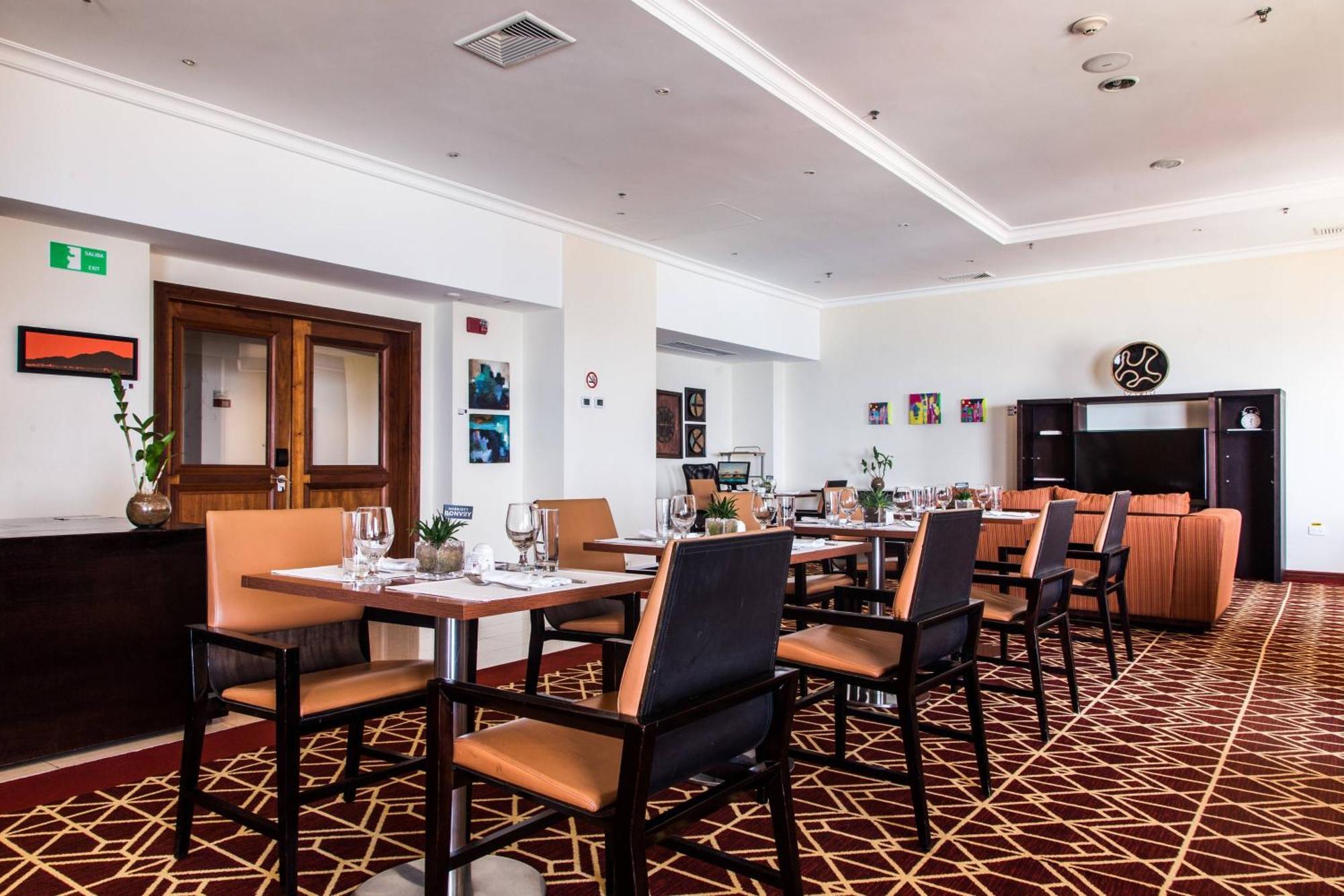 Marriott Venezuela Hotel Playa Grande Bagian luar foto