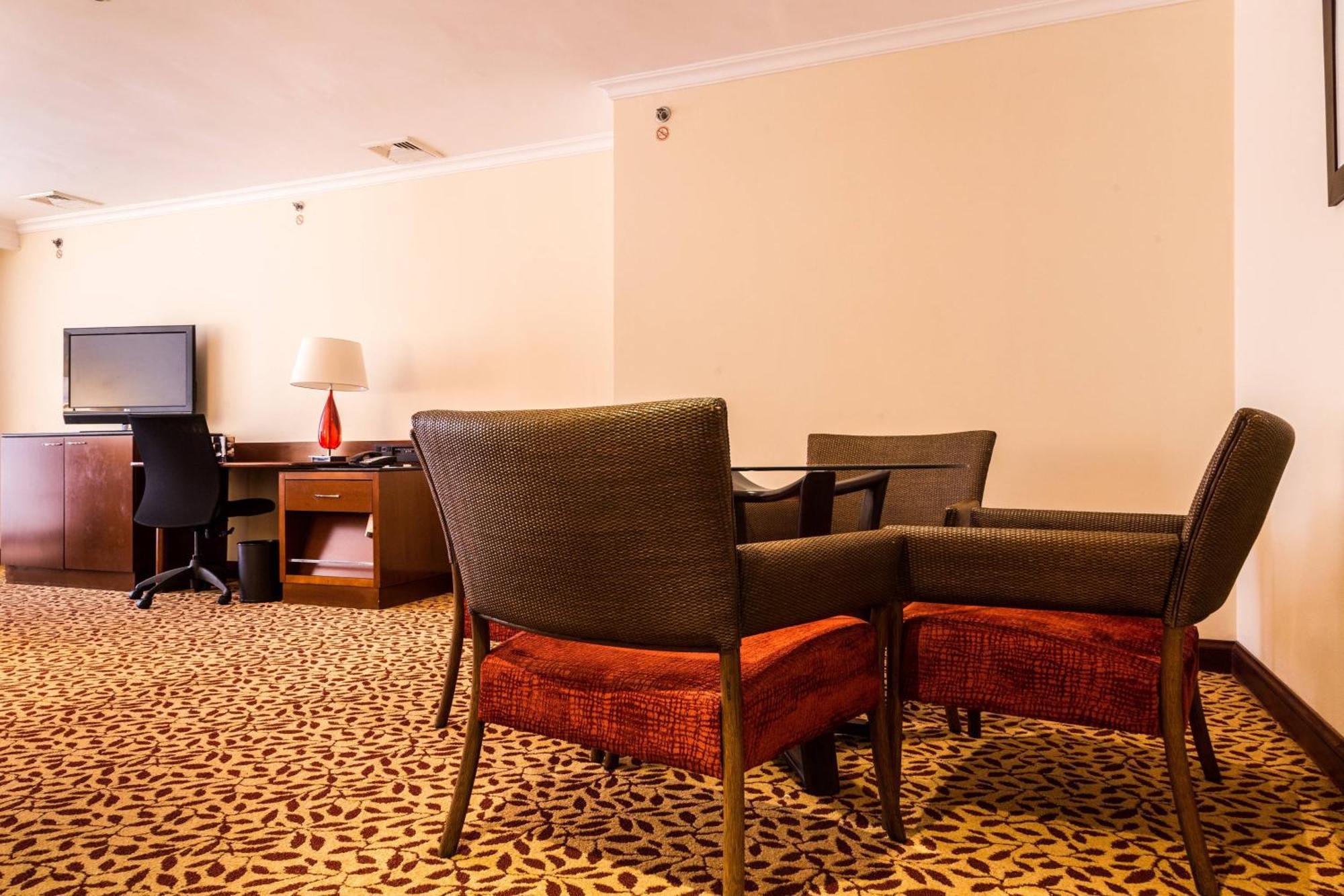 Marriott Venezuela Hotel Playa Grande Bagian luar foto