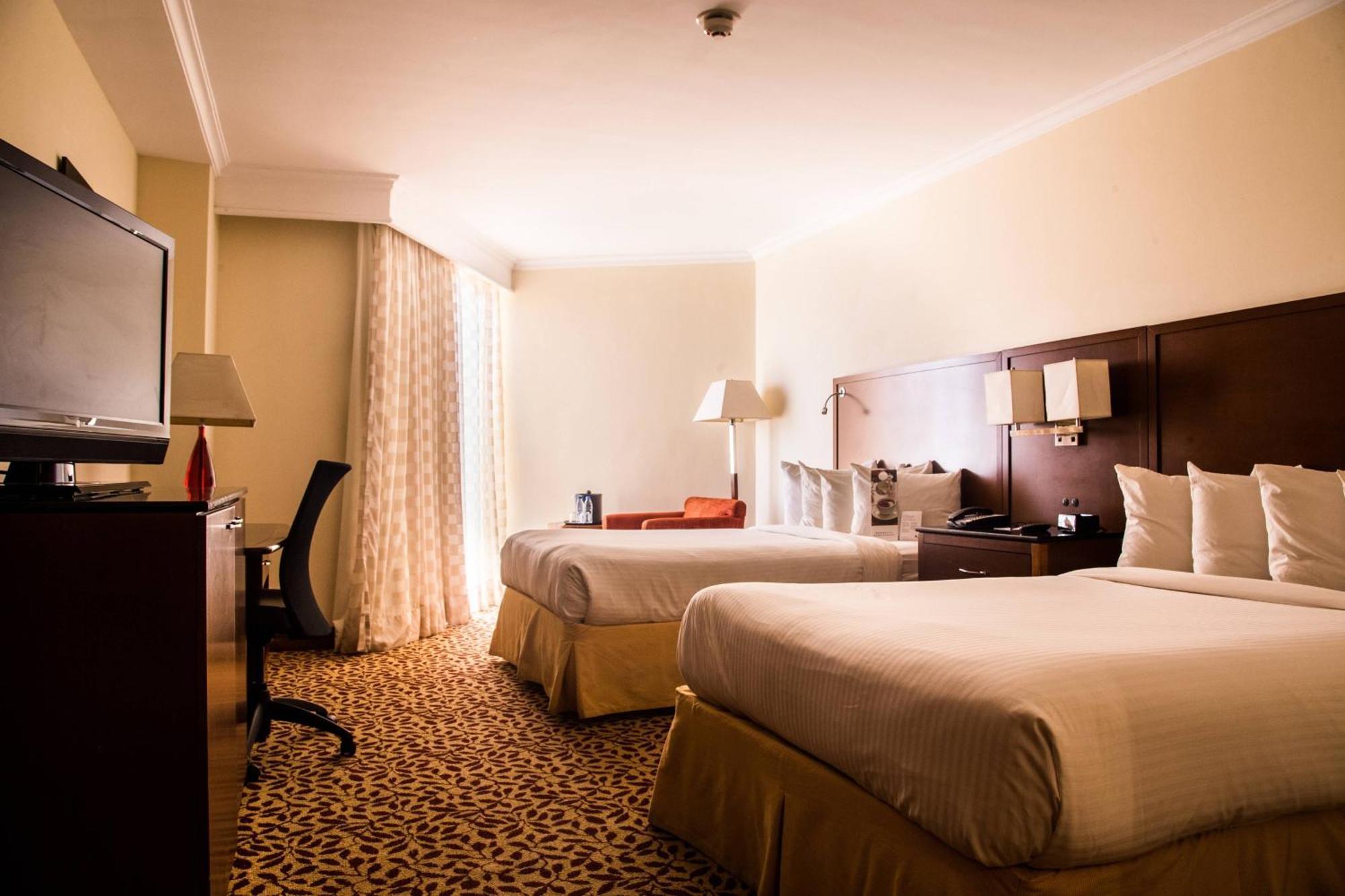 Marriott Venezuela Hotel Playa Grande Bagian luar foto
